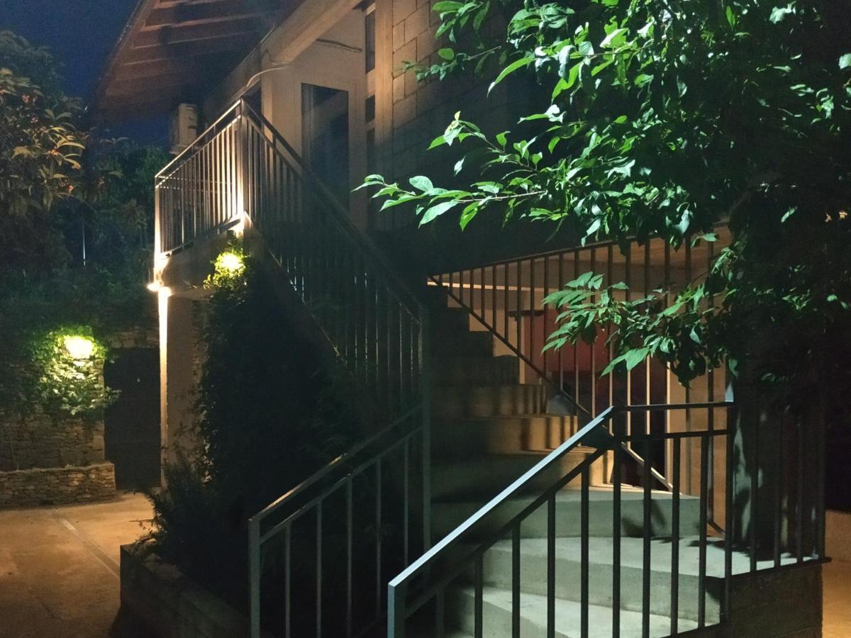 Время Че Sukhumi Exterior foto